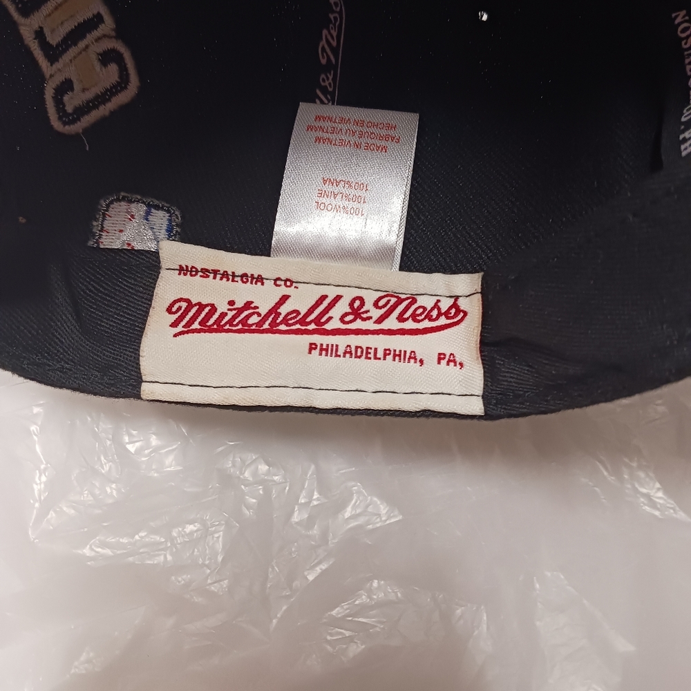 Mitchell And Ness - image 6